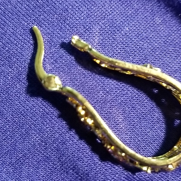 Gold, pink and green floral earrings (See Fifth Picture!) - Picture 6 of 6